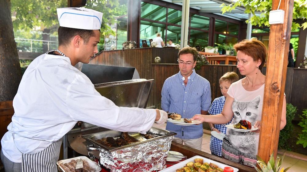 Hotel Arabella Beach アルベナ エクステリア 写真
