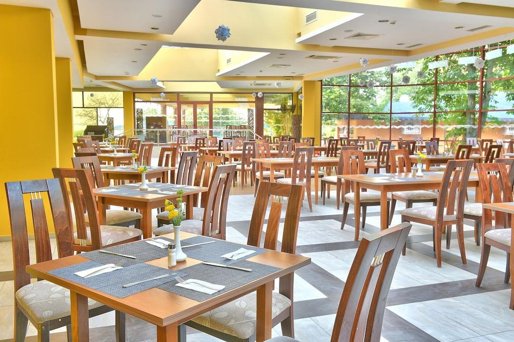Hotel Arabella Beach アルベナ エクステリア 写真