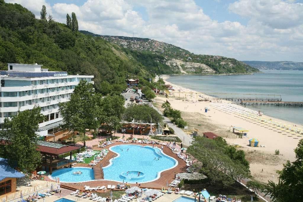 Hotel Arabella Beach アルベナ エクステリア 写真