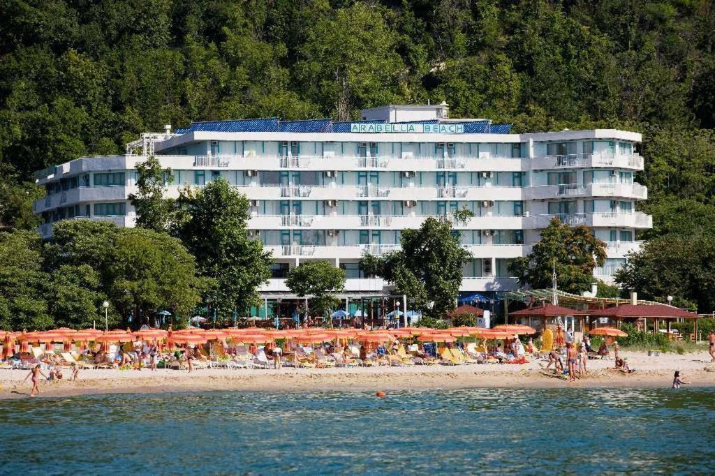 Hotel Arabella Beach アルベナ エクステリア 写真